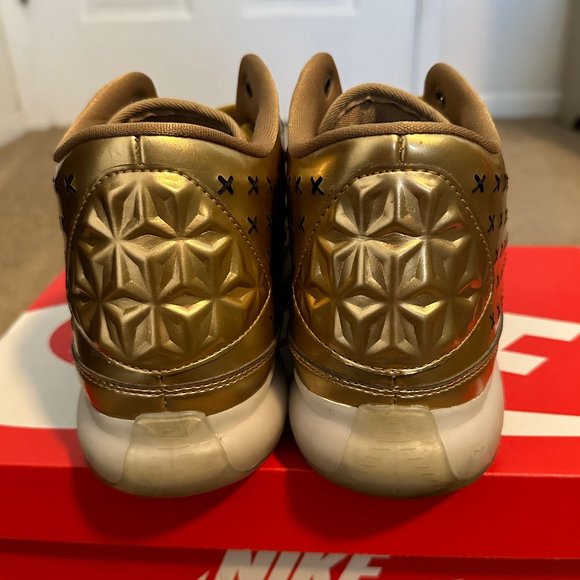 Nike Kobe 10 EXT Liquid Gold - Size : 10 - Picture 3 of 7